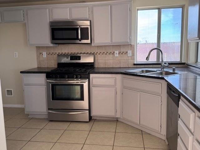 4 BR, 2 BA Apartment 6832 Quezon Avenue, California City, CA 93505