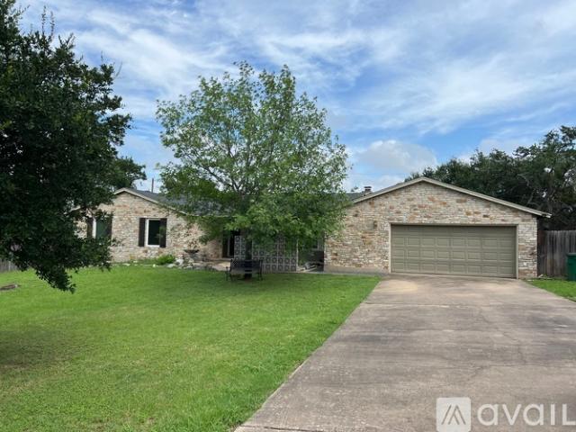 4 BR, 2 BA Apartment 6914 Chinook Drive, Austin, TX 78736