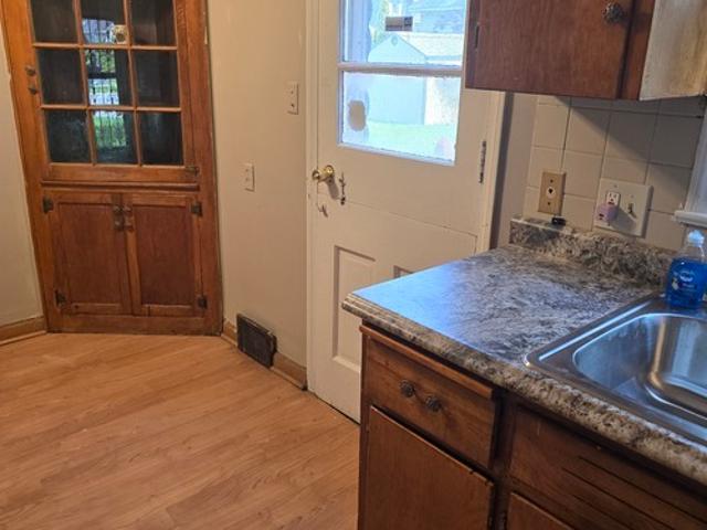 4 BR, 2 BA Apartment 601 South Hawkins Avenue, Akron, OH 44320