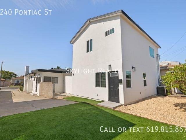 4 BR, 2 BA Apartment 6240 Pontiac St, San Diego, CA 92115