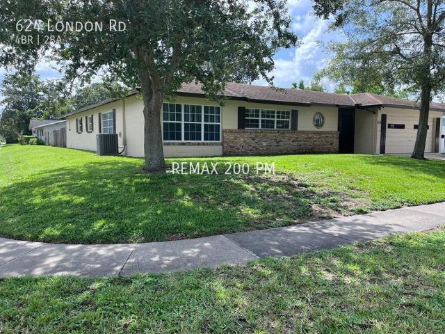 4 BR, 2 BA Apartment 624 London Rd, Winter Park, FL 32792