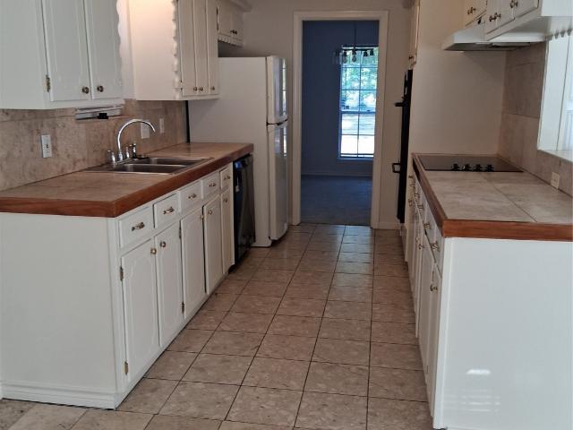 4 BR, 2 BA Apartment 7515 Brush Wood Drive, Houston, TX 77088