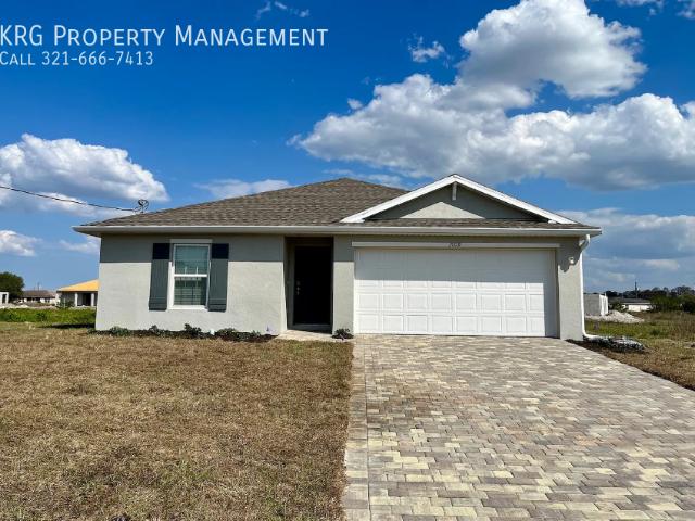 4 BR, 2 BA Apartment 7009 Blue Ct, LaBelle, FL 33935