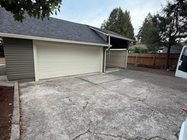 4 BR, 2 BA Apartment 710 Merrill Avenue Northeast, Castle Rock, WA 98611