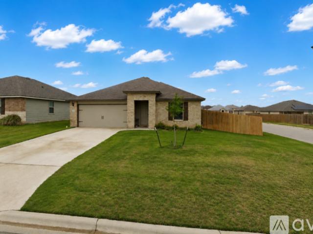 4 BR, 2 BA Apartment 8904 Cantera Rdg Rd, Temple, TX 76502