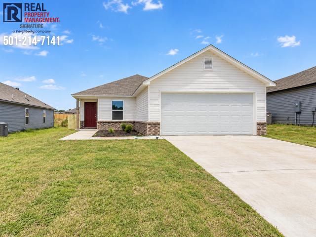 4 BR, 2 BA Apartment 8072 Chesapeake Trail, Bauxite, AR 72011