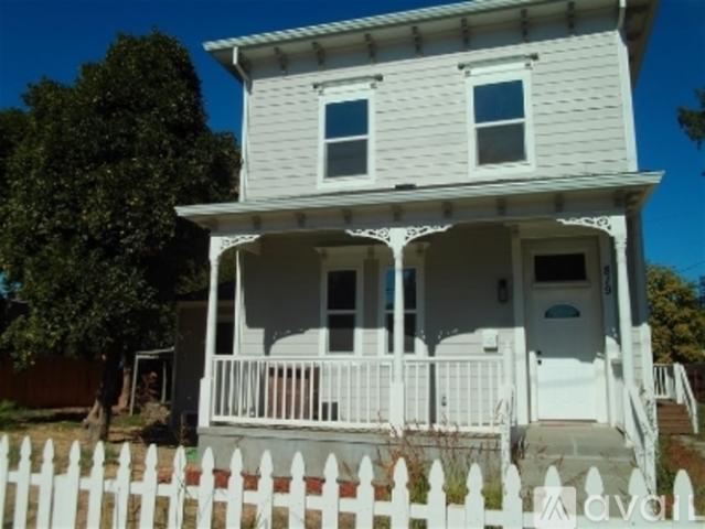 4 BR, 2 BA Apartment 819 6th St, Marysville, CA 95901