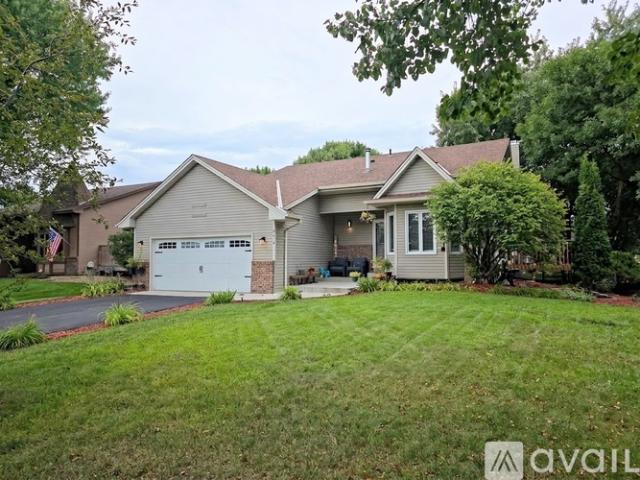 4 BR, 2 BA Apartment 8214 109th Place North, Champlin, MN 55316