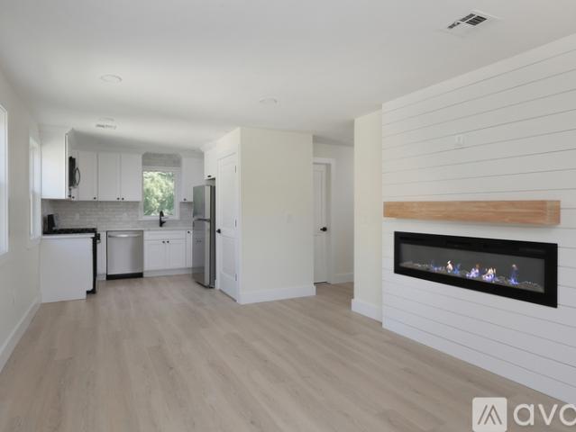 4 BR, 2 BA Apartment 941 South Avenue West, Unit Unit 2, Westfield, NJ 07090