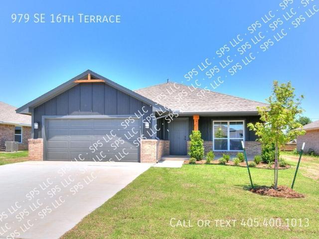 4 BR, 2 BA Apartment 979 SE 16th Terrace, Newcastle, OK 73065