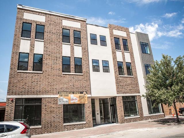 4 BR, 2 BA Apartment 917 W 23rd St Unit 301, Cedar Falls, IA 50613