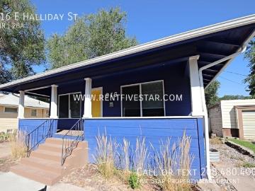 4 BR, 2 BA Apartment 916 E Halliday St, Pocatello, ID 83201