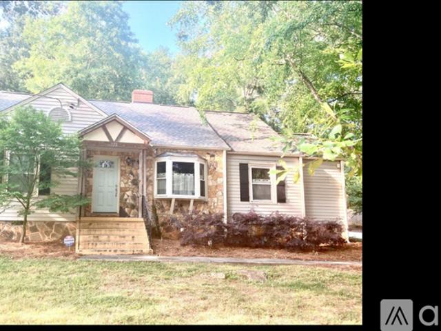4 BR, 2 BA Apartment 928 Lindbergh Drive NE, Atlanta, GA 30324