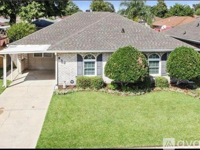 4 BR, 2 BA Apartment 932 Ronson Drive, Kenner, LA 70065