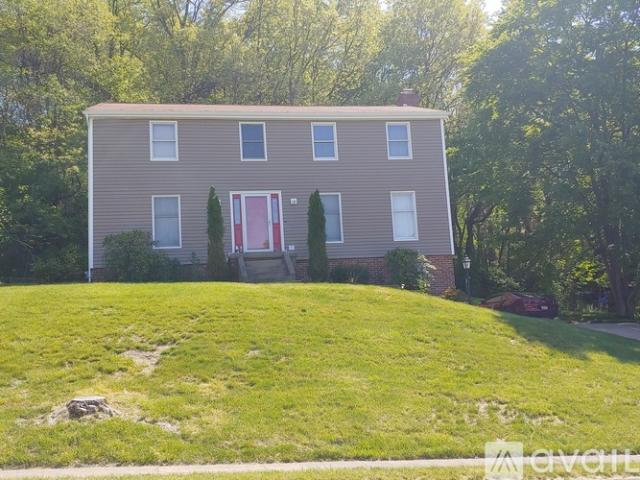 4 BR, 3.5 BA Apartment 10006 Oakridge Dr, Wexford, PA 15090