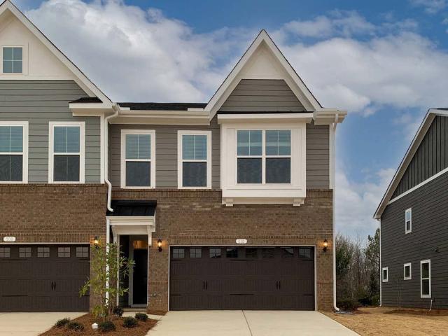 4 BR, 3.5 BA Apartment 101 Peach Dahlia Road Unit 072, Holly Springs, NC 27540