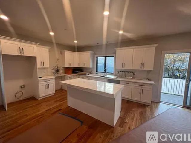 4 BR, 3.5 BA Apartment 110 Crotona Ave, Unit Left, Harrison, NY 10528