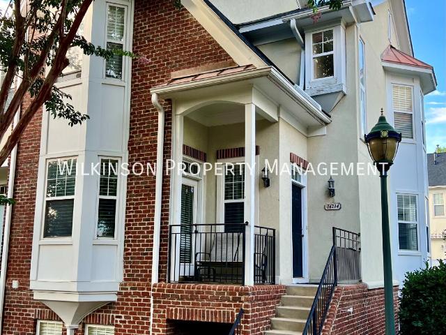 4 BR, 3.5 BA Apartment 14234 Richmond Park Avenue, Charlotte, NC 28277