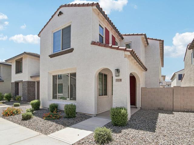 4 BR, 3.5 BA Apartment 15125 W Oak St Unit 2 25, Goodyear, AZ 85395