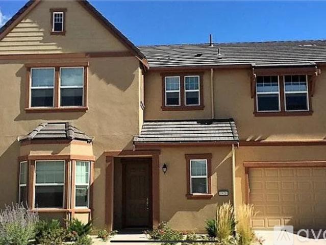 4 BR, 3.5 BA Apartment 1920 Heavenly View Trail, Reno, NV 89523