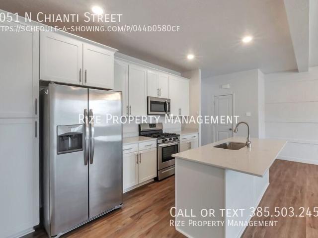 4 BR, 3.5 BA Apartment 2051 N Chianti Street, Saratoga Springs, UT 84045
