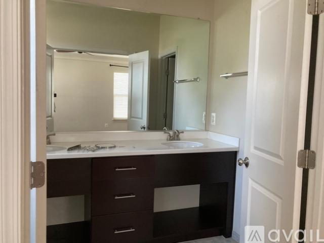 4 BR, 3.5 BA Apartment 22810 Goldsborough Terrace, Unit 22810, Ashburn, VA 20148