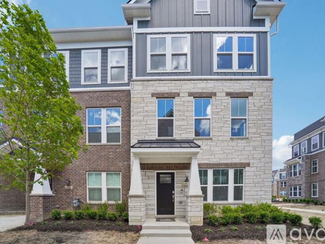 4 BR, 3.5 BA Apartment 25424 Orwell Street, Unit End Unit, Novi, MI 48375