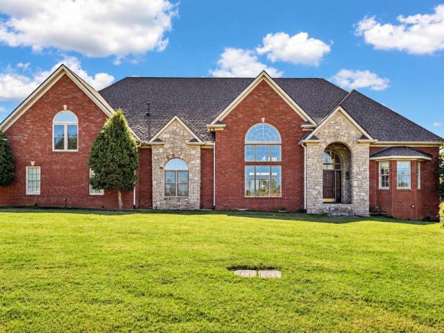 4 BR, 3.5 BA Apartment 3004 Edgemont Dr, Clarksville, TN 37040
