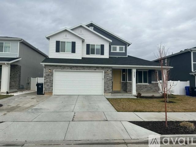 4 BR, 3.5 BA Apartment 3293 South Lincoln Lane, Syracuse, UT 84075