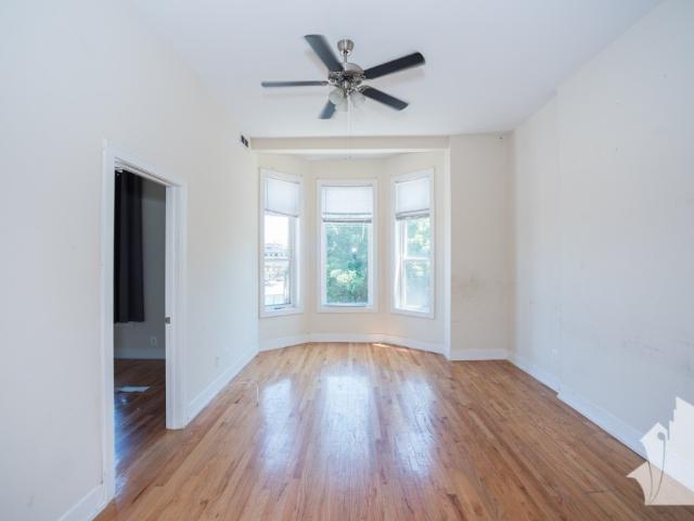 4 BR, 3.5 BA Apartment 3356 North Sheffield Avenue, Chicago, IL 60657