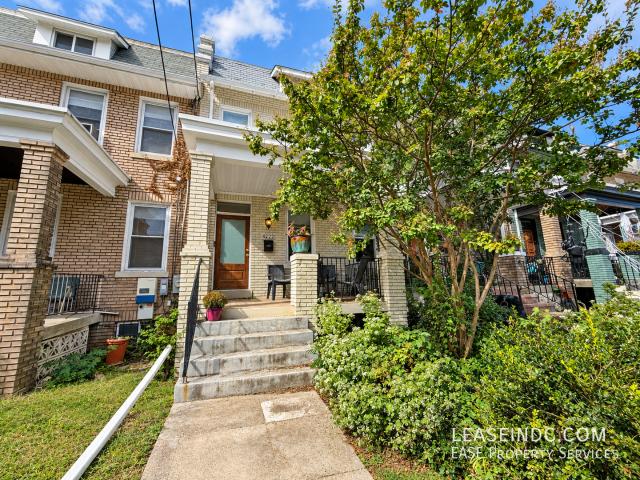 4 BR, 3.5 BA Apartment 4222 4th Street NW, Washington, DC 20011