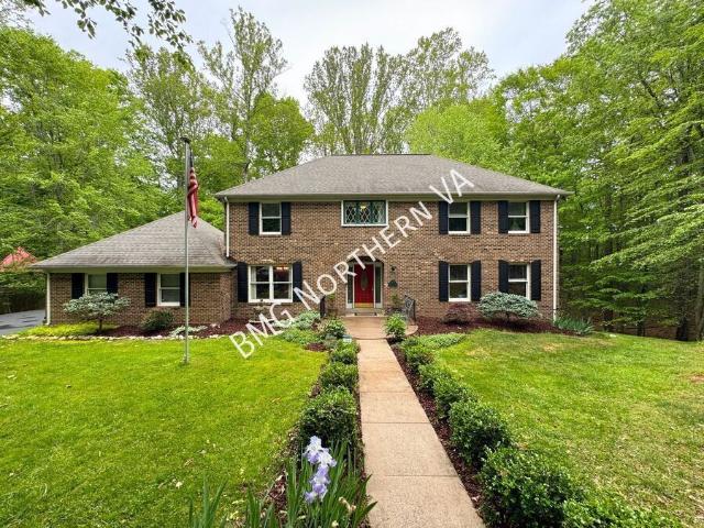 4 BR, 3.5 BA Apartment 4800 Occoquan Overlook, Woodbridge, VA 22192