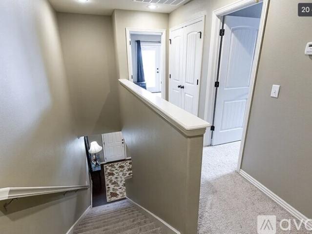 4 BR, 3.5 BA Apartment 604 North Longfellow Lane, Fayetteville, AR 72704