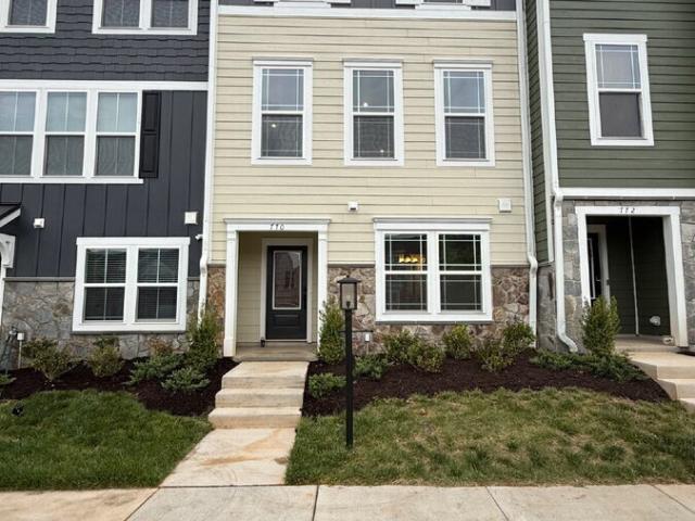 4 BR, 3.5 BA Apartment 770 Park Ridge Drive, Crozet, VA 22932