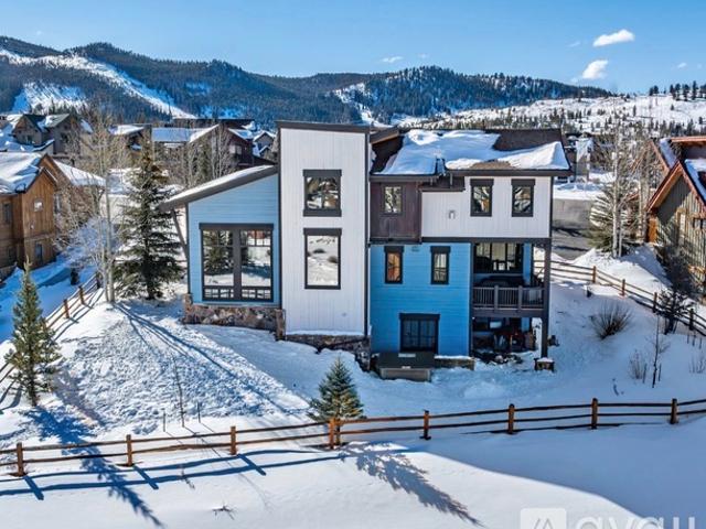 4 BR, 3.5 BA Apartment 80 Mule Deer Court, Dillon, CO 80435