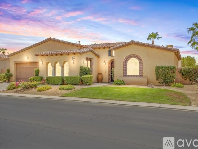 4 BR, 3.5 BA Apartment 81897 Via La Serena St, La Quinta, CA 92253