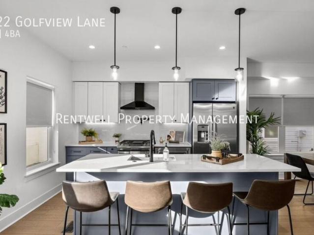 4 BR, 3 BA Apartment 9522 Golfview Lane, Philadelphia, PA 19114