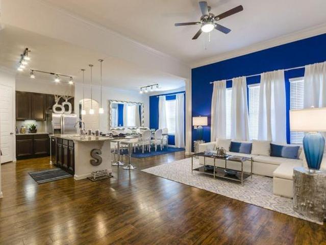 4 Br, 3 bath, Apartment 26850 US Highway 380 E