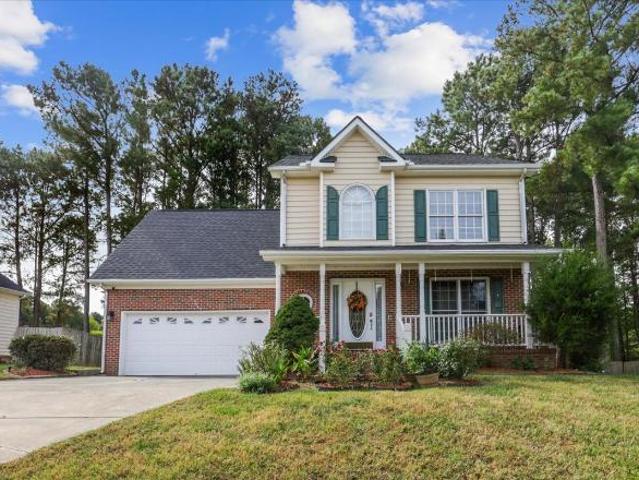 4 Br, 3 bath, Single Family 1590 Rogers Pointe Ln