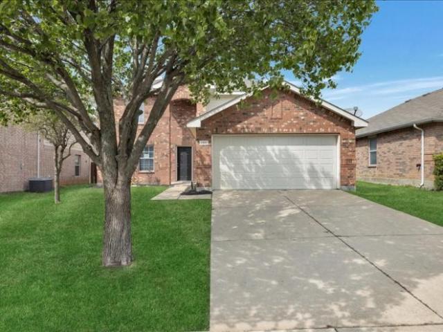 4 Br, 3 bath, Single Family 1106 Caroline Dr