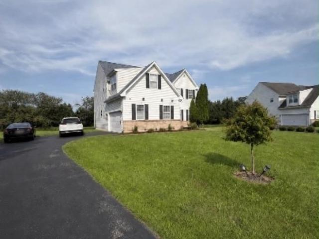 4 Br, 3 bath, Single Family 11 Karens Way