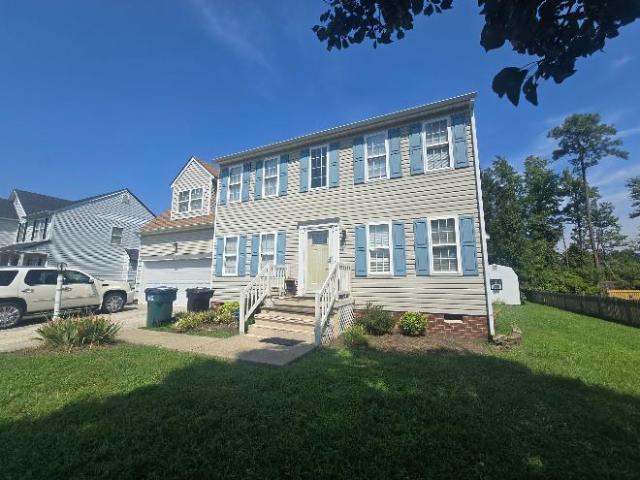 4 Br, 3 bath, Single Family 420 Green Hollow Ln