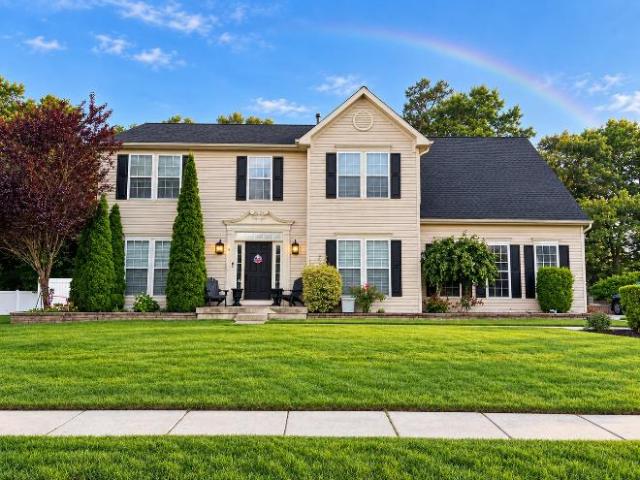 4 Br, 3 bath, Single Family 6 Gallant Fox Lane