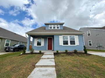 4 BR, 2.5 BA Apartment 207 Cherry Blossom Lane, Taylor, TX 76574