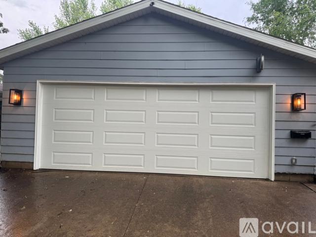 4 BR, 3 BA Apartment 1428 Story St, Boone, IA 50036