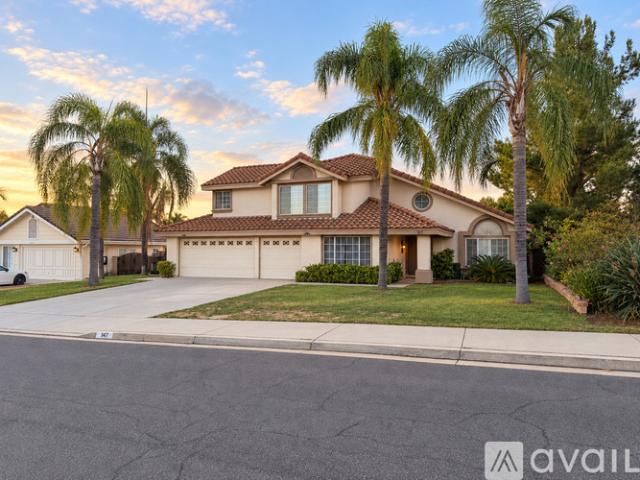 4 BR, 3 BA Apartment 147 Bracebridge Rd, Riverside, CA 92506