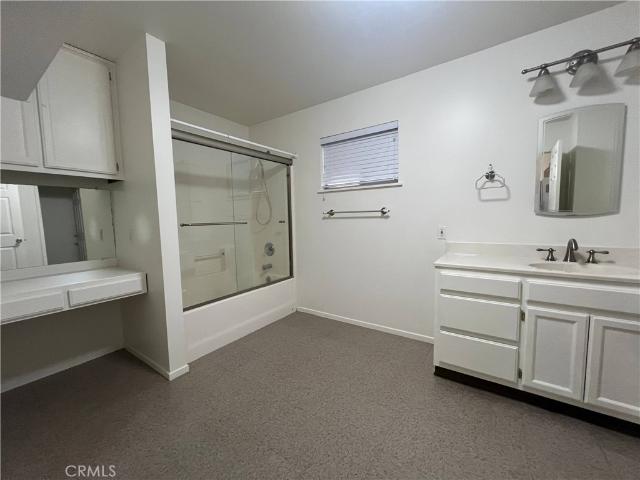 4 BR, 3 BA Apartment 15558 Del Rey Drive, Victorville, CA 92395