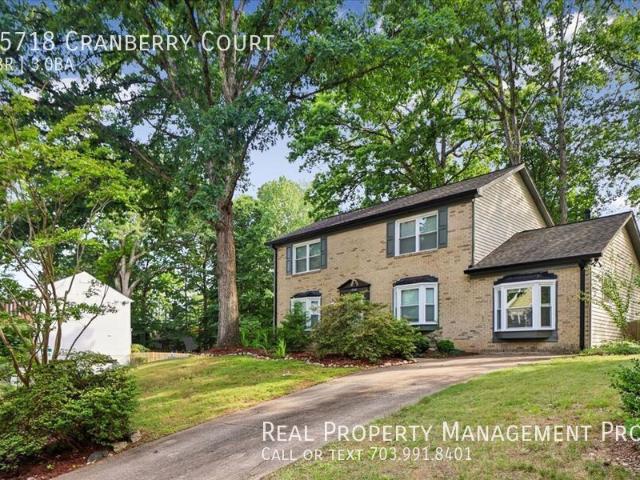 4 BR, 3 BA Apartment 15718 Cranberry Court, Dumfries, VA 22025