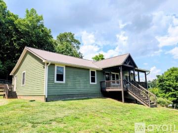 4 BR, 3 BA Apartment 173 Buckhorn Trl, Otto, NC 28763