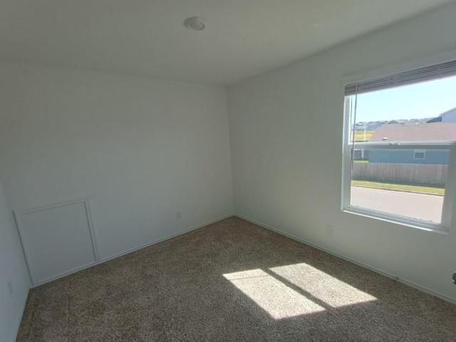 4 BR, 3 BA Apartment 100 Tugboat Annie Way, Jarrell, TX 76537